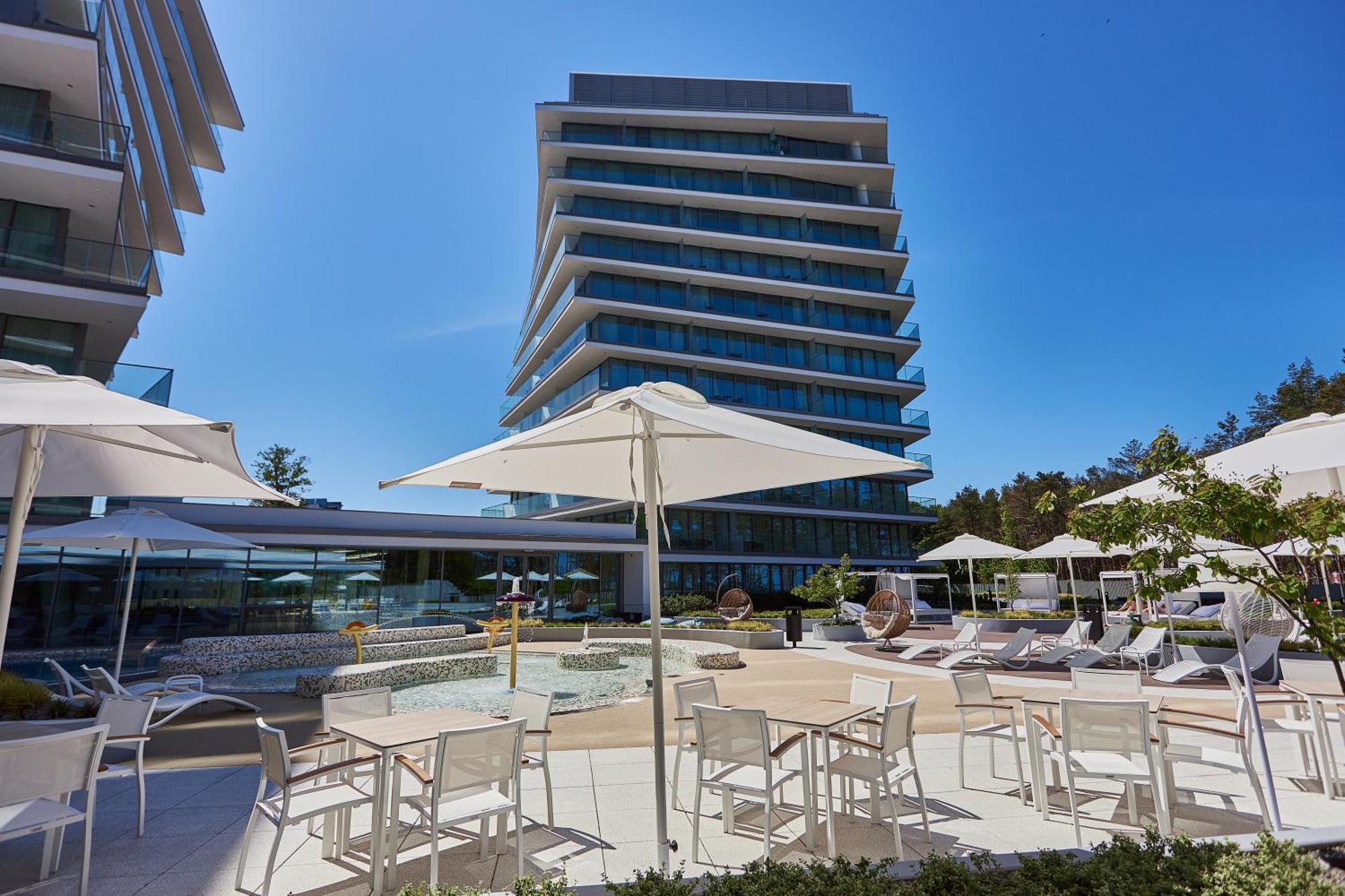 Wave Beachfront Family Apartment Miedzyzdroje Kültér fotó